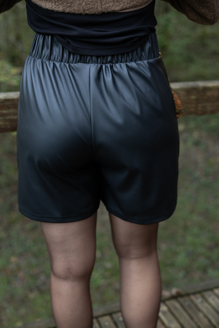 Short AUGE